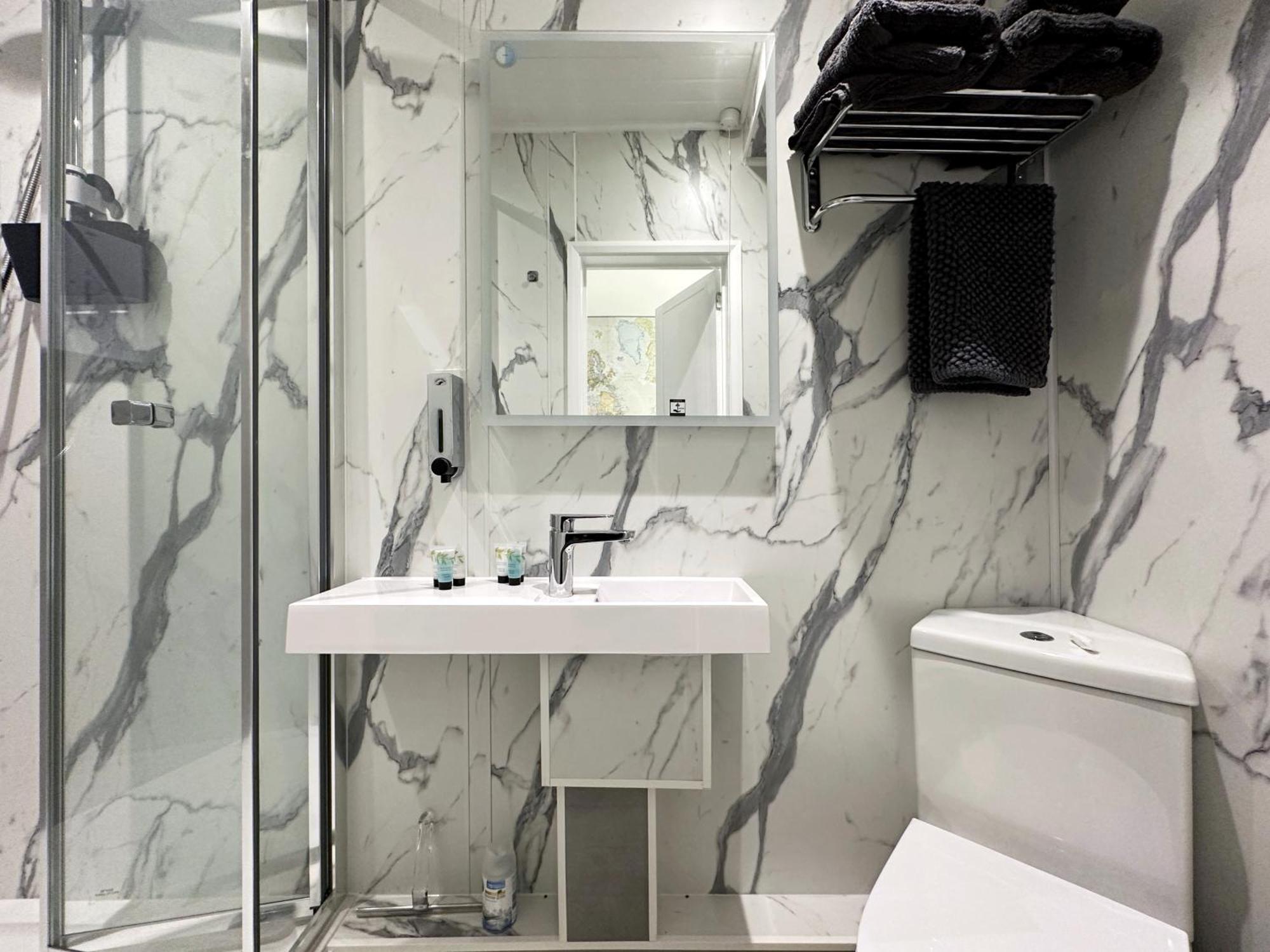 Kensington Studio Hosted By Airoperate Near Notting Hill - 1 Double Bed , 1 Sofa Bed, Ground Floor Apartment Via Private Entrance London Exterior foto
